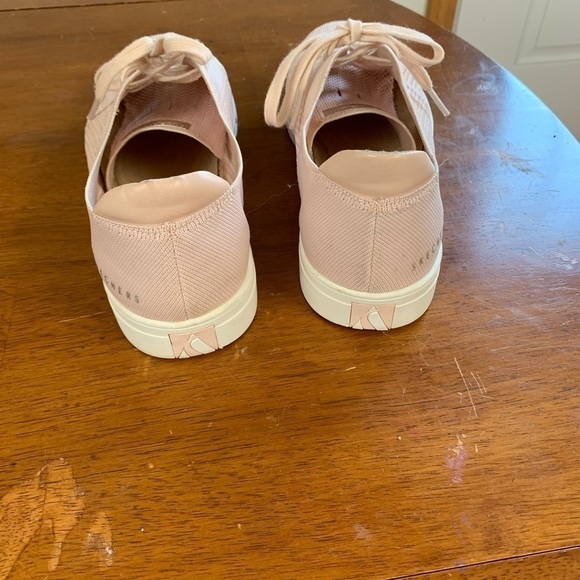 COPY - Skechers street fashion lace up sneakers blush pink textile upper size8 - Picture 3 of 9